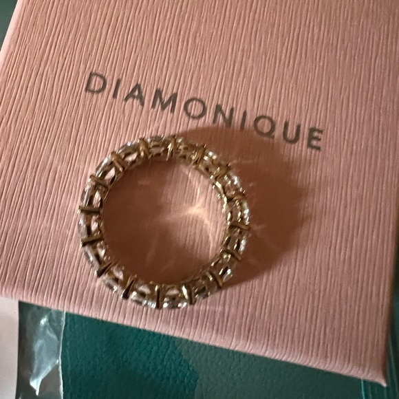 Dominique Yellow Eternity Band Ring new size 8 round stones - Picture 5 of 9